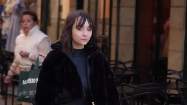 Abby madura, 20 años, casting fresco - ¡600% más diversión MILF!