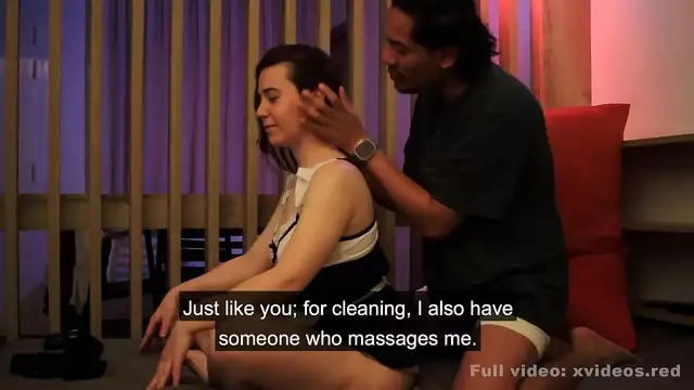 Una madurita descubre el placer supremo en un tórrido vídeo de Chacha