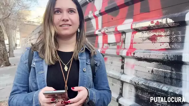 Latina madura seducida por Torbe y llevada a la cama