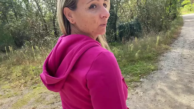Madurita llega al orgasmo con su amante
